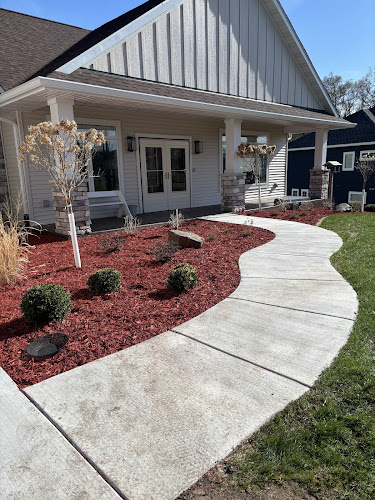 Total Lawn Solutions EC Lawn Care Service in Eau Claire, WI photo