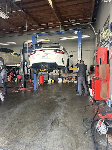 Familia Automotive Auto Repair Shop in Stockton, CA photo
