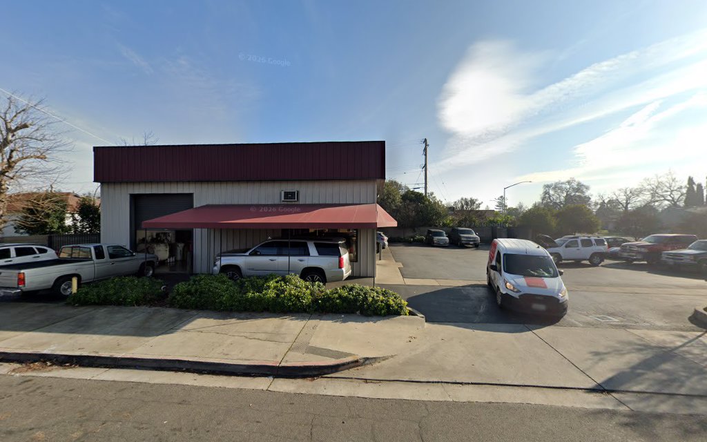 Martini's Automotive gallery photo