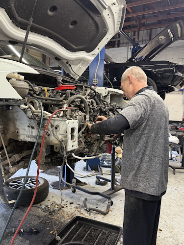 Ahrens Auto Inc. Auto Repair Shop in Gainesville, FL photo