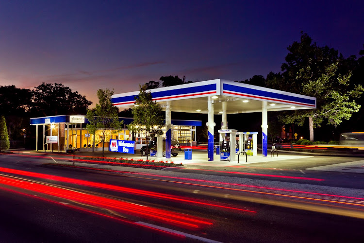 Almond's Automotive at City Line Marathon Auto Repair Shop in Gainesville, FL photo