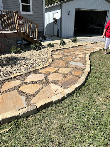 Chandler Landscaping LLC Landscaper in Knoxville, TN photo