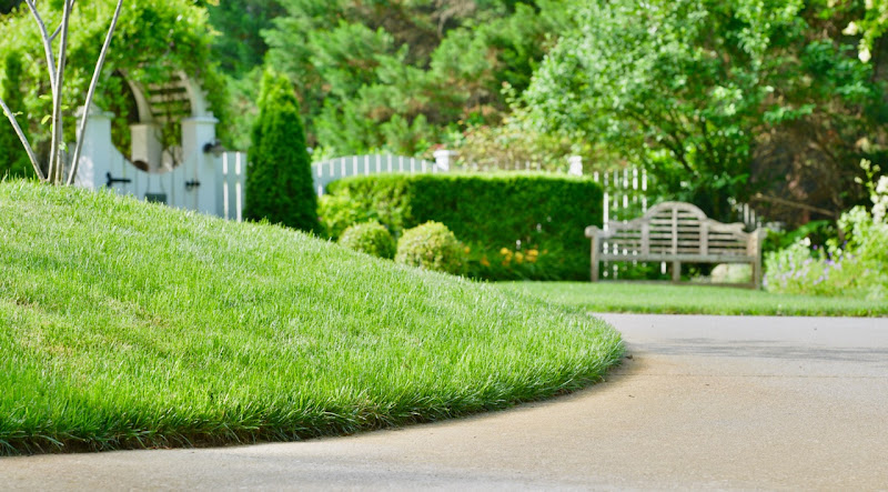 Acadia Landscape Co Landscaper in Knoxville, TN photo