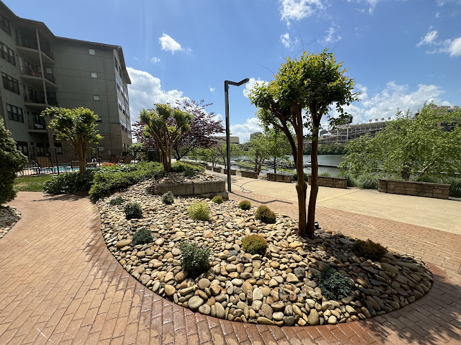 Dream Gardens Inc. Landscape Designer in Knoxville, TN photo