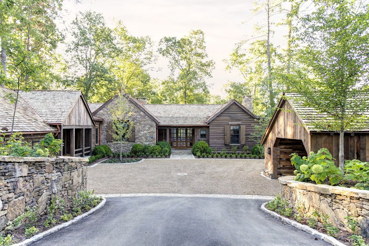 Lawn Butler Landscaper in Knoxville, TN photo