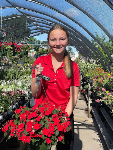 Hy-Vee Lawn & Garden Garden Center in Knoxville, IA photo