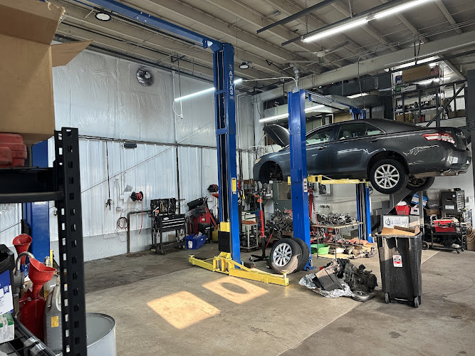 CAR CITY AUTO SERVICE Auto Repair Shop in Palatine, IL photo