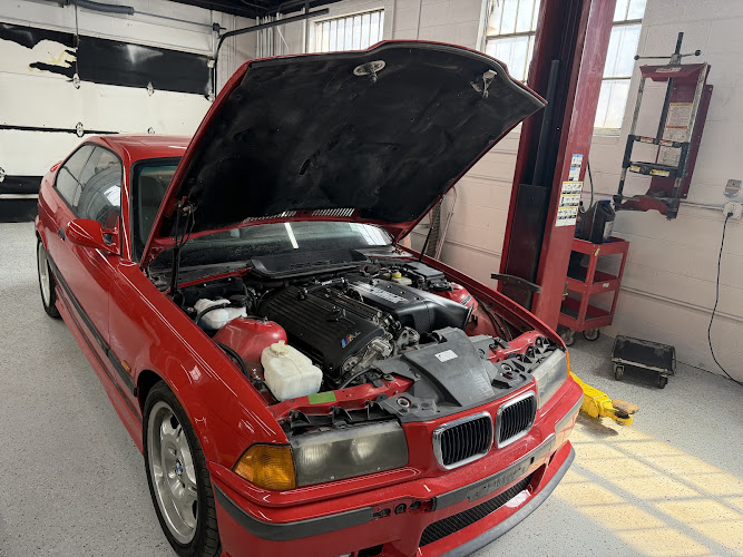 Wizard Werks Auto Repair Shop in Palatine, IL photo