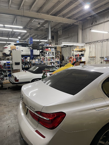 Al's Auto Center of Palatine Inc Auto Repair Shop in Palatine, IL photo