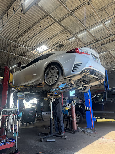 Discount Muffler Brake & Automotive Brake Shop in Palatine, IL photo