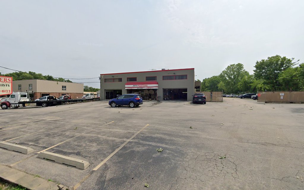 AutoKrafters on Rand Auto Body Shop in Palatine, IL photo
