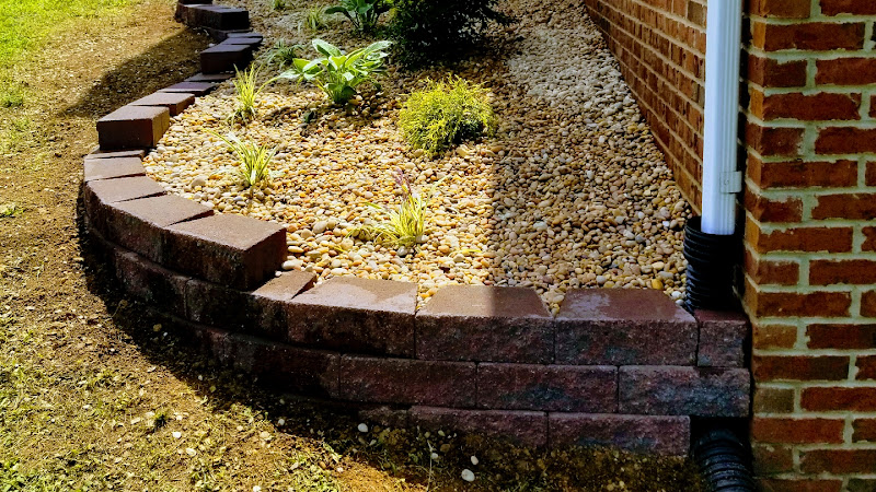 Hicks Landscaping Services Landscaper in Paducah, KY photo