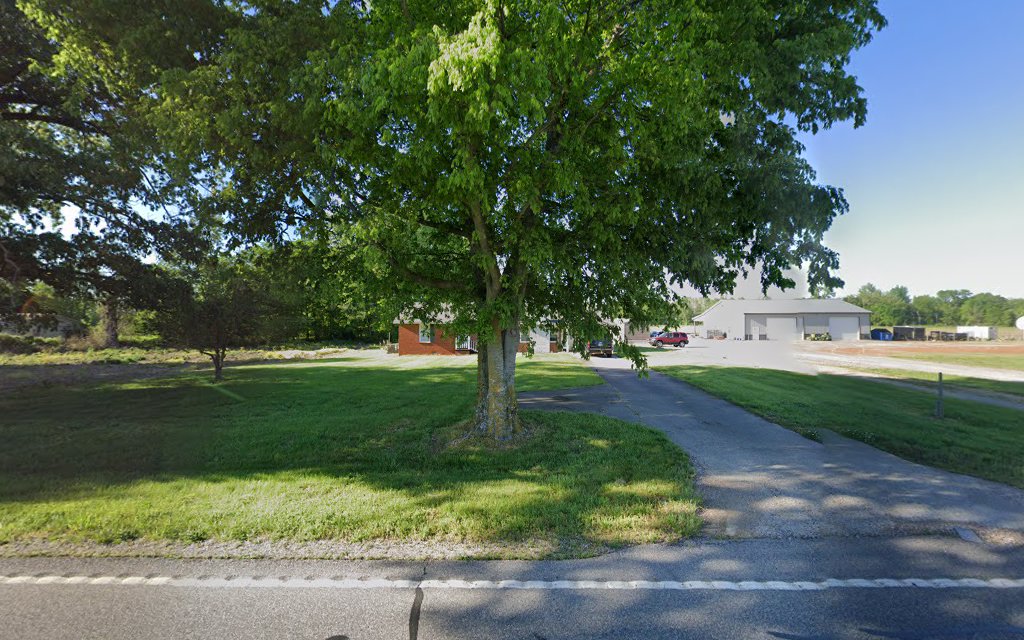 Gallery photo for Throgmorton Landscaping in Bardwell, KY
