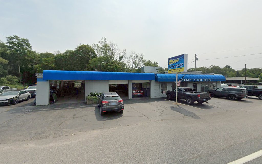 Mike's Auto Body gallery photo