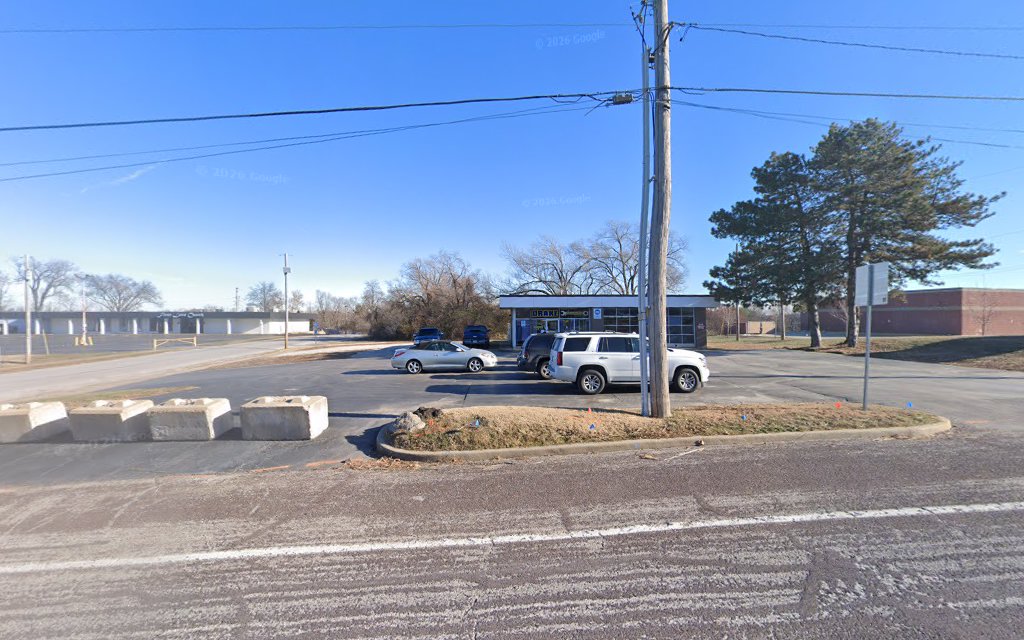 Gallery photo for Drake Automotive, Auto Repair Shop in Hazelwood, MO
