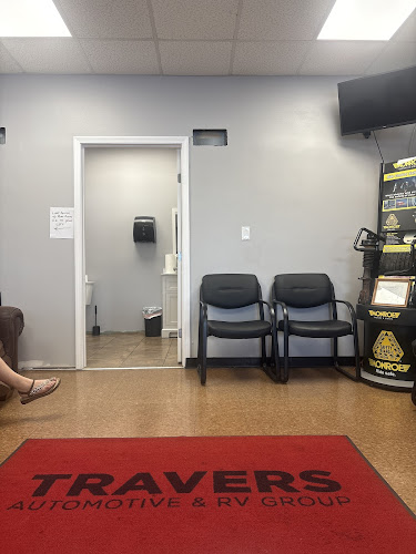 Travers Premier Auto Service Auto Repair Shop in Florissant, MO photo