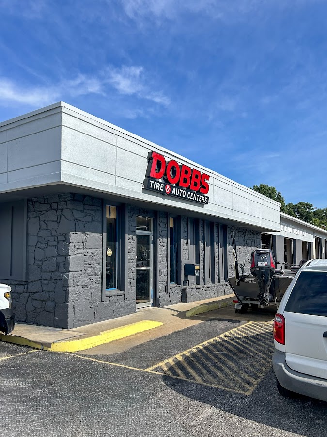 Dobbs Tire & Auto Centers Auto Repair Shop in Florissant, MO photo