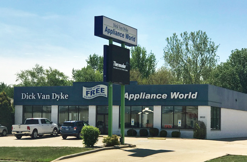 Dick Van Dyke Appliance World Appliance Repair Service in Champaign, IL photo