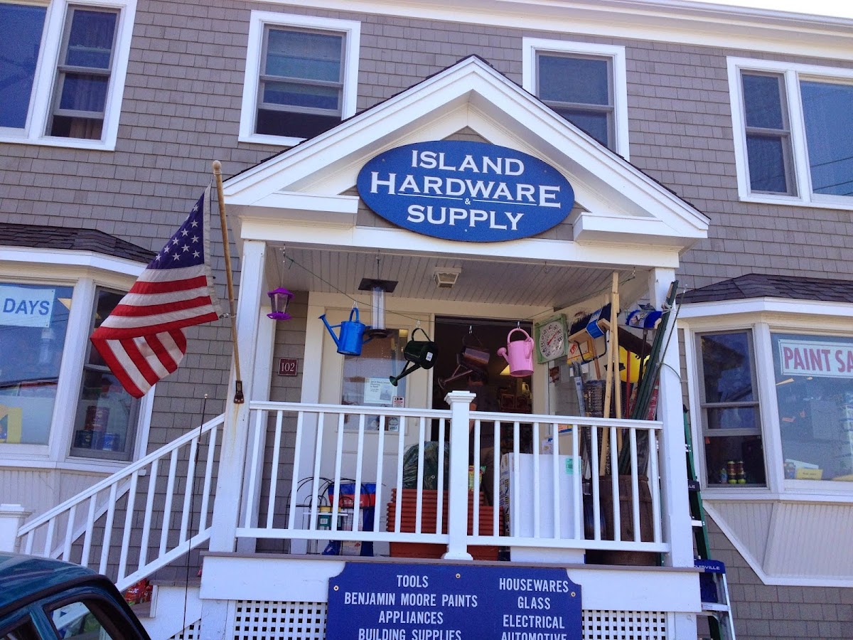 Island True Value Hardware Handyman in New Shoreham, RI photo