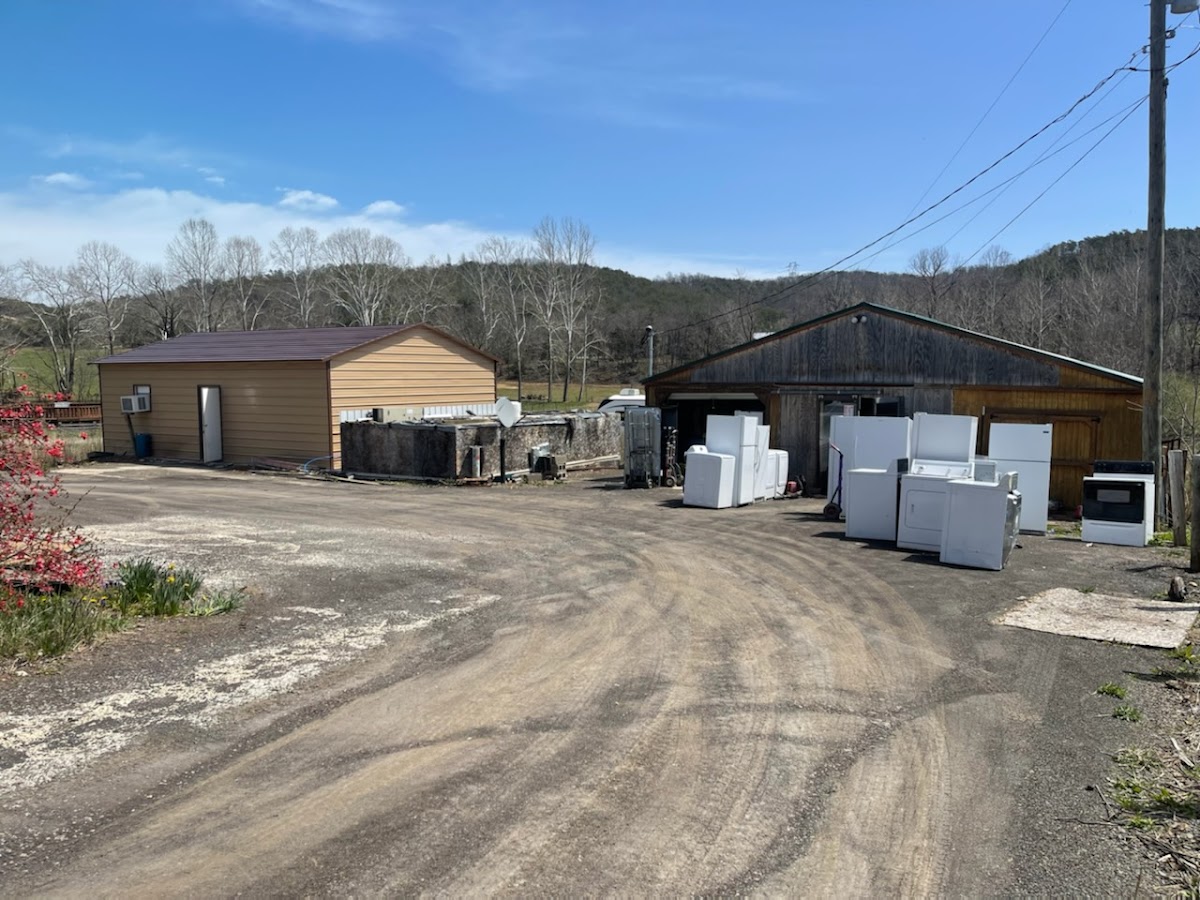 Sandie's Appliances Appliance Repair Service in Petersburg, WV photo