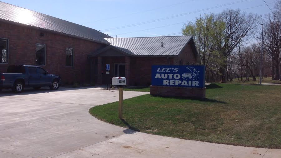Lee's Auto Repair Auto Repair Shop in Washington, DC photo