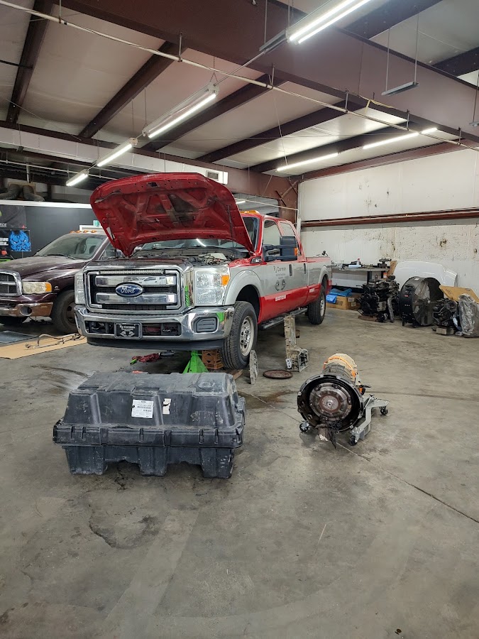 Houston's Diesel Repair Mechanic in Versailles, KY photo