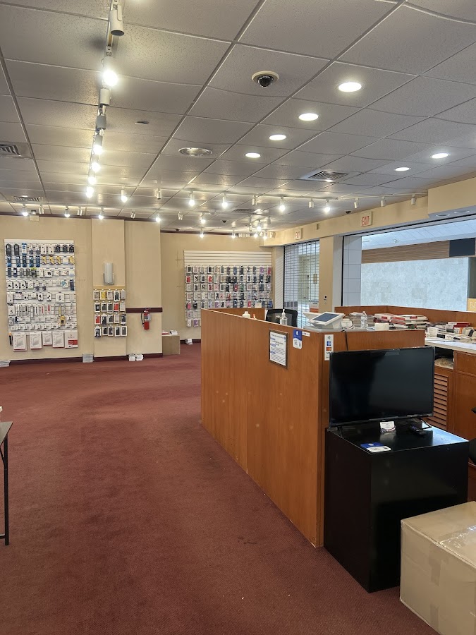 QIK SMARTPHONE REPAIR SHOP Phone Repair Service in Forsyth, IL photo