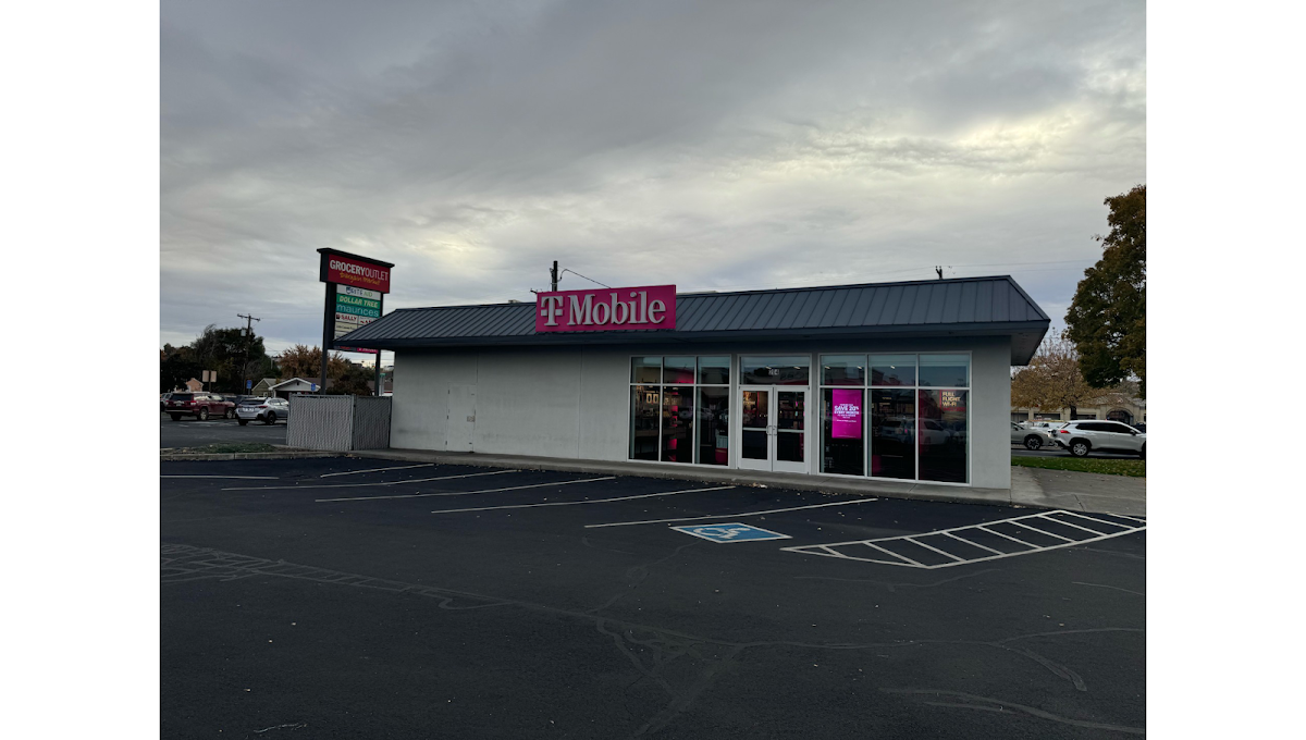 T-Mobile Mobile Phone Repair in La Crosse, WI photo