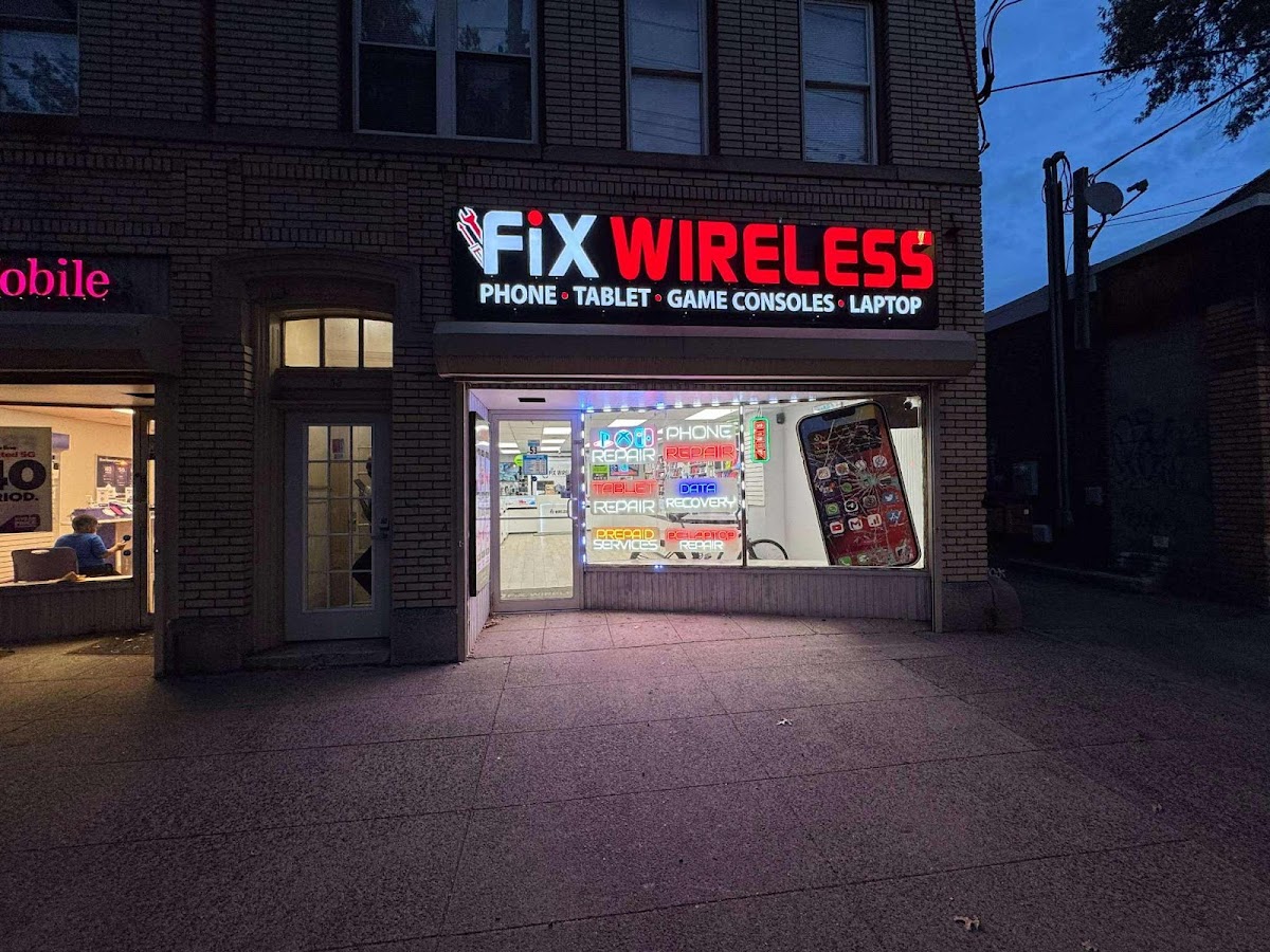 fixwireless: buy/repair/sell Mobile Phone Repair Shop in Hamden, CT photo