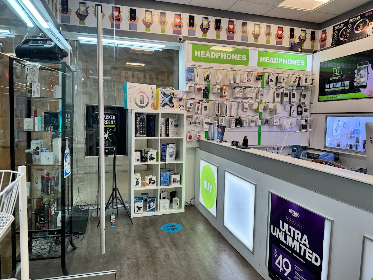 G&V PHONE REPAIR AND GIFT DC - PHONE, COMPUTER- GAMES CONSOLES AND MORE Electronics Repair Shop in Washington, DC photo