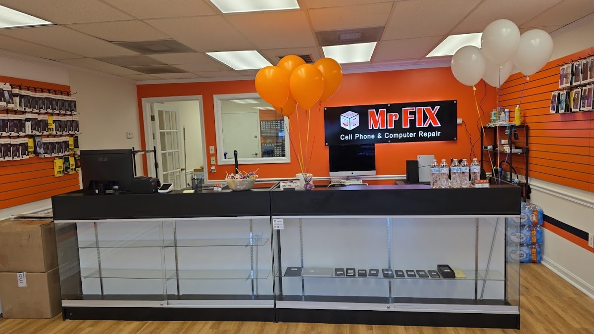 Mr Fix - Phones, Computers, and More Mobile Phone Repair Shop in Burke, VA photo