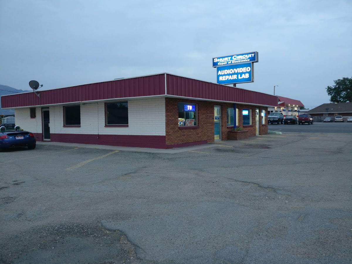 Shurt Circuit Electronics Television Repair Service in West Haven, UT photo