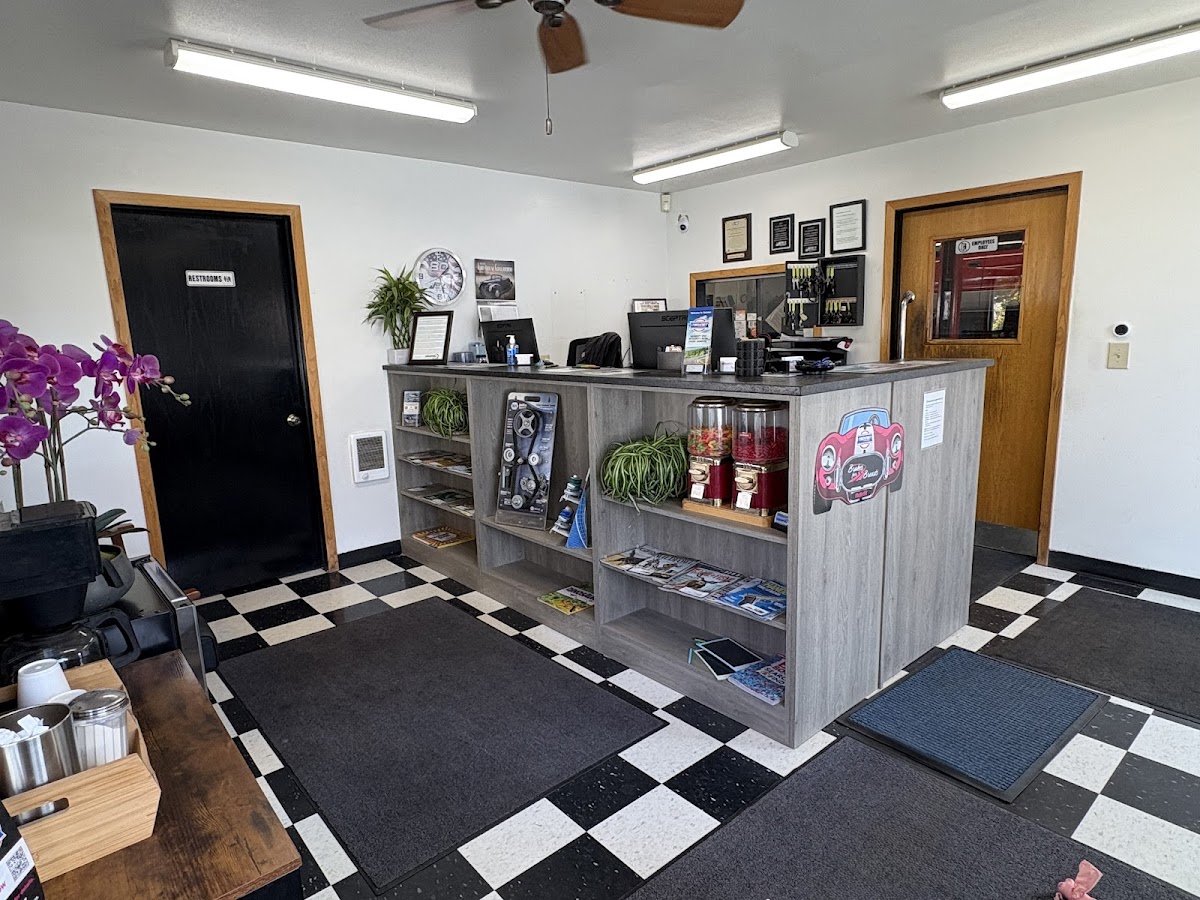 Kalispell Alignment & Auto Repair Auto Repair Shop in Kalispell, MT photo