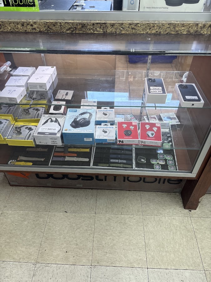 Exotic Phones Mobile Phone Repair Shop in Detroit, MI photo