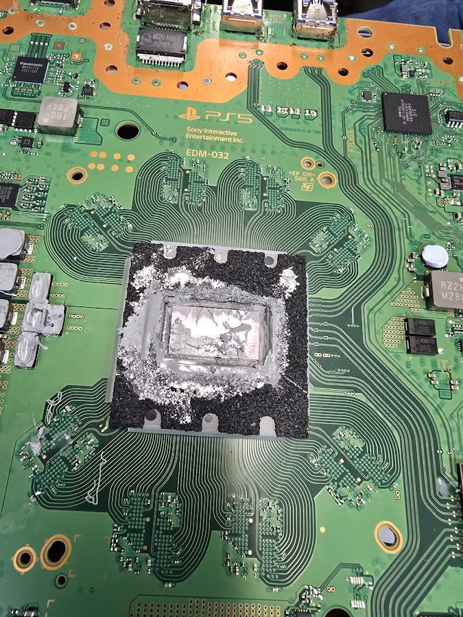 Astro Tv & Game Console Repair Electronics Repair Shop in Pasadena, TX photo