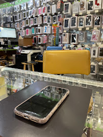 Gallery photo for CMTC Wireless - 24/7 Minneapolis MN, Mobile Phone Repair Shop in Minneapolis, MN