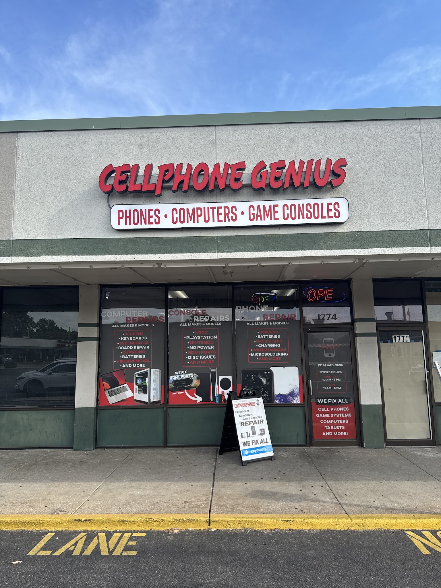 Cellphone and Computer Genius Mobile Phone Repair Shop in Florissant, MO photo