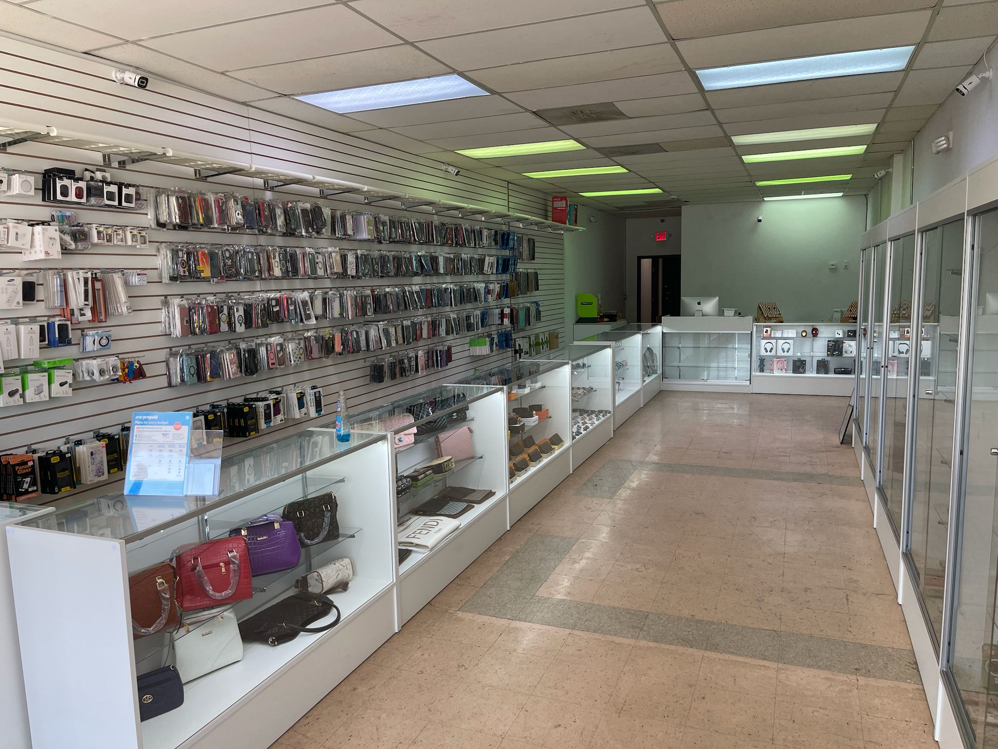 TechFix & Lifestyle- Phone Repair, Sim Activation, Console Repair, Perfume & Jewelry Mobile Phone Repair Shop in Cleveland, OH photo